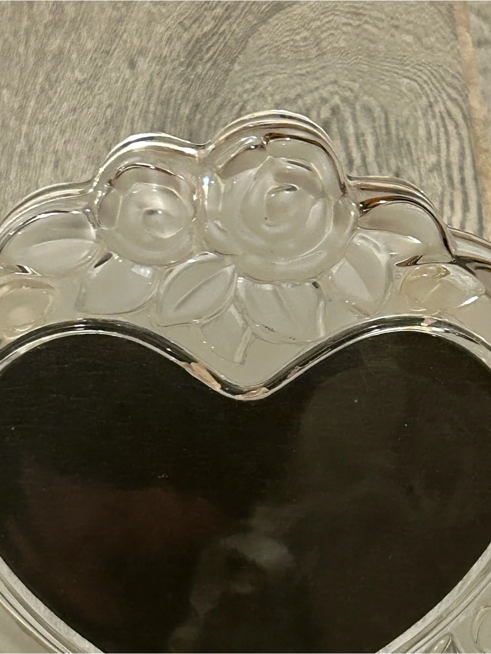Mikasa Rosemont single heart crystal picture frame